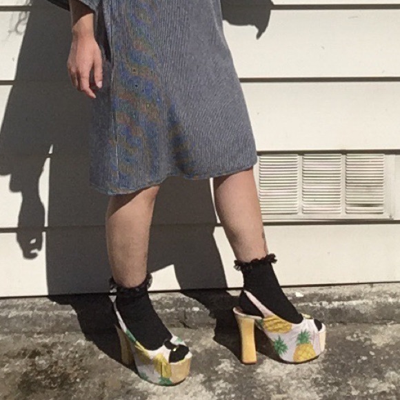 PINEAPPLE PLATFORM SANDAL - Picture 3 of 3